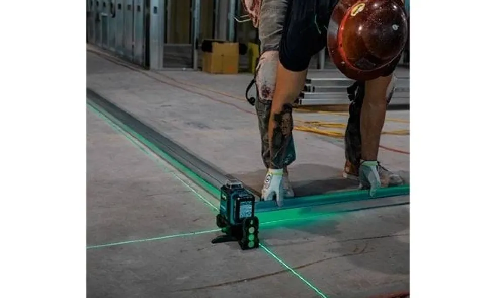Nível laser 360º 12v. máx. CXT Makita SK700GD