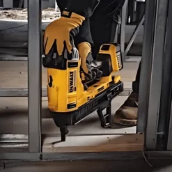 Pregadora de Betão 18V Dewalt DCN890N-XJ