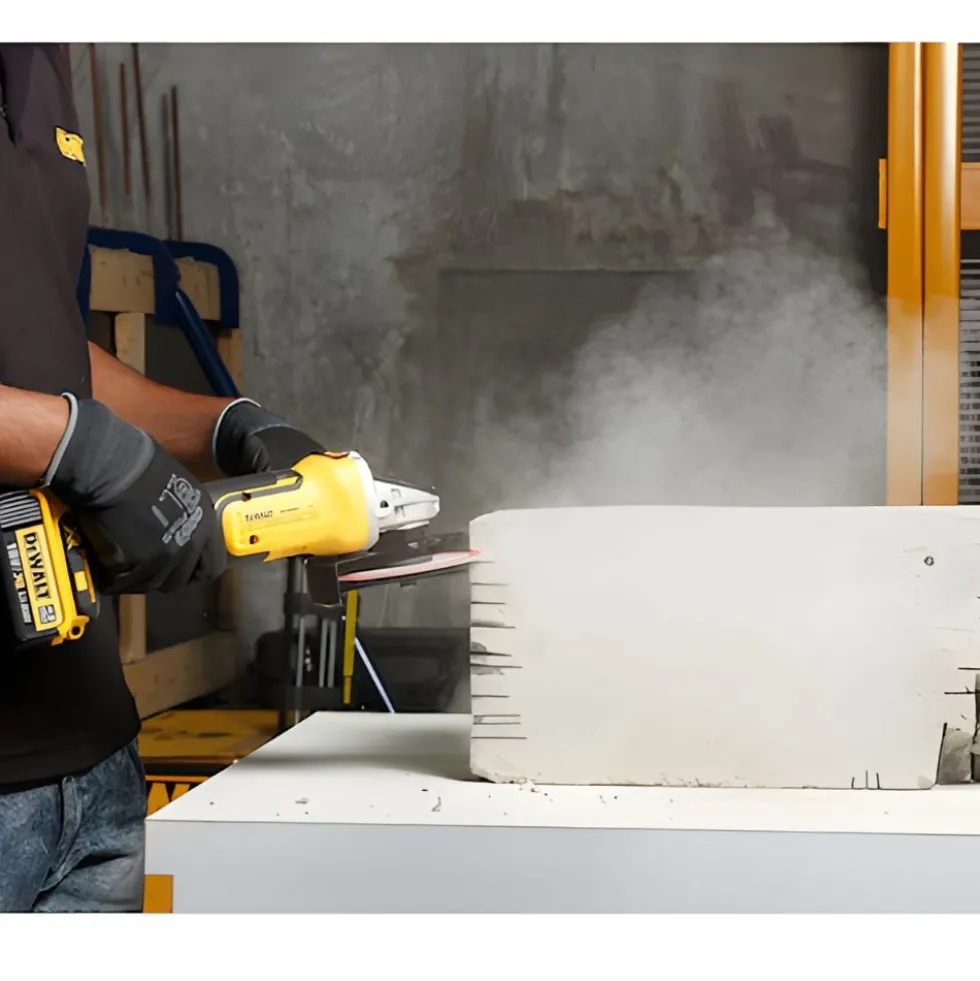 Rebarbadora Angular 125mm Li-Ion 5Ah XR 18V DeWalt DCG405P2-QW