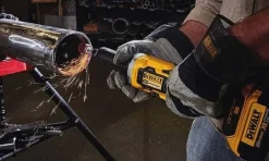 Retificadora direita sem escovas 1.300W Dewalt DWE4997