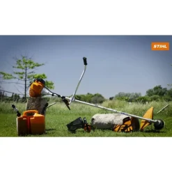 Roçadora FS 235 Gasolina c/ Fio C-26-2 + Lâmina 250mm + Bolsa de Transporte Stihl