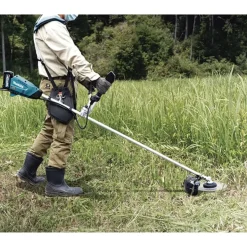 Roçadora XGT 40Vmáx 600W BL Makita UR016GZ