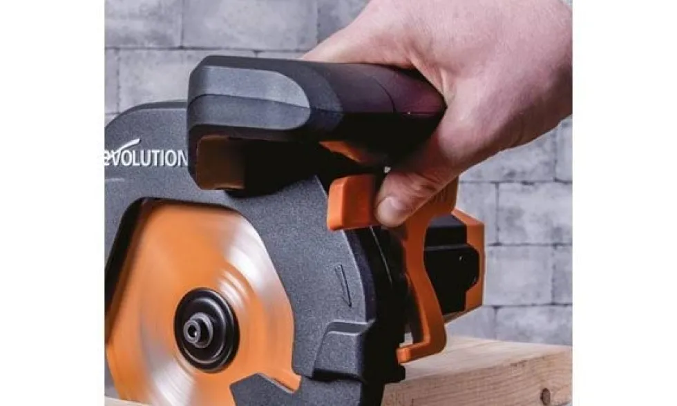 Serra Meia Esquadria Multifunções 210 mm Evolution R210SMS