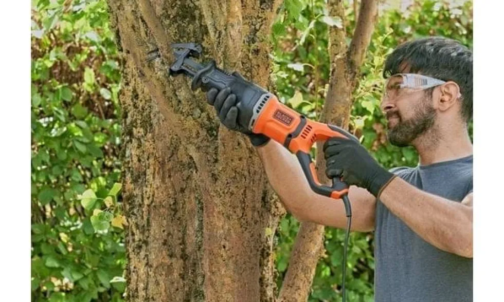 Serra Sabre 750W Black & Decker BES301-QS