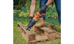 Serra Sabre 750W Black & Decker BES301-QS
