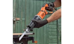 Serra Sabre 750W Black & Decker BES301-QS