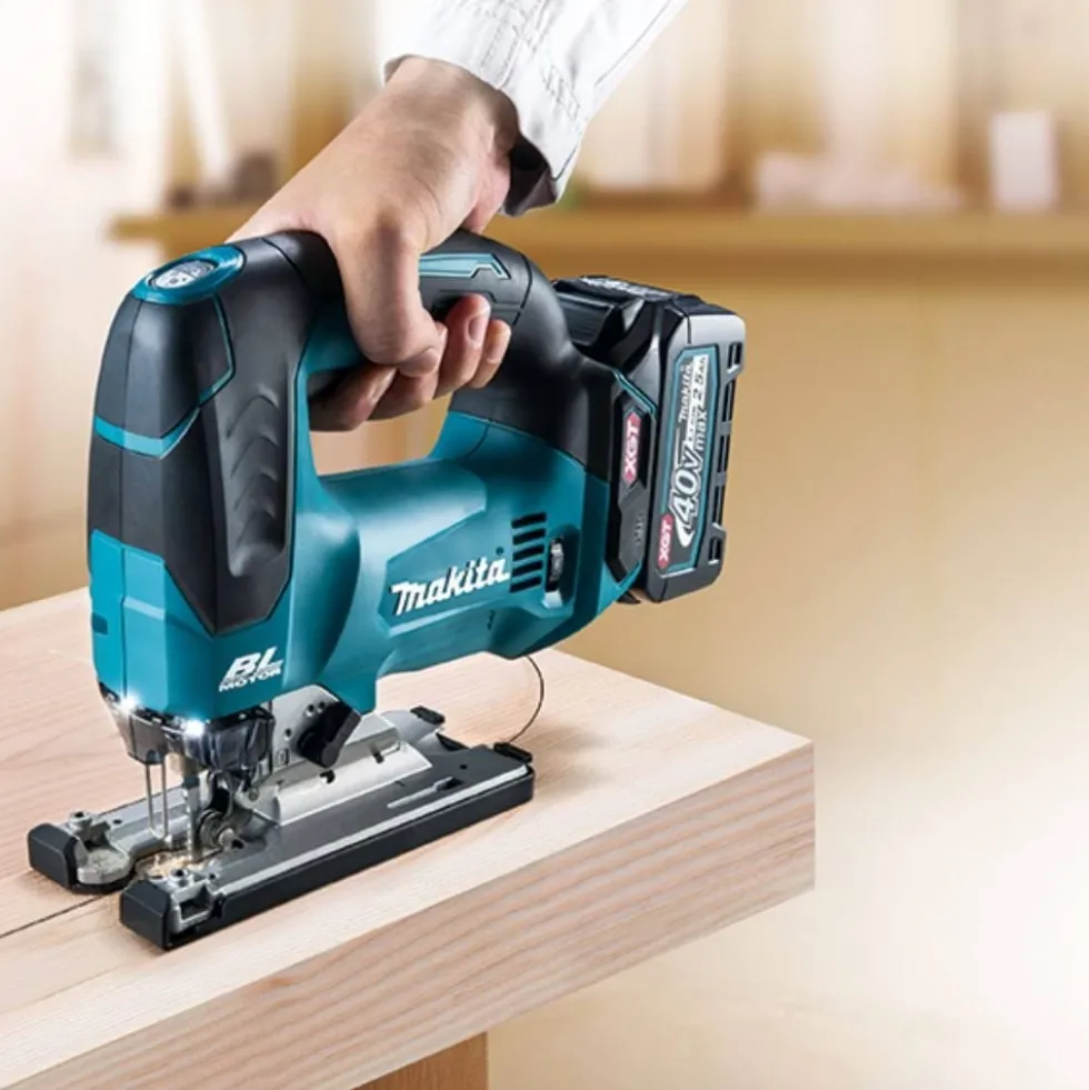 Serra tico-tico XGT 40Vmax 3.500min 26mm Makita JV002GZ