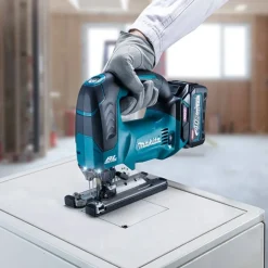 Serra tico-tico XGT 40Vmax 3.500min 26mm Makita JV002GZ