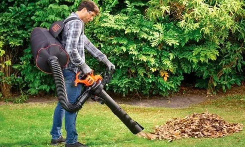 Soprador-Aspirador-Triturador 3 em 1 3000W Blac&Decker BEBLV301-QS