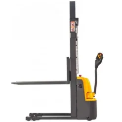 Stacker Eléctrico Carga até 1500kg com Altura/Elevação 3,5m Great Tool COEM1500E