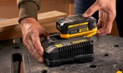 Stanley Bateria de lítio 18V FATMAX® V20 6,0Ah SFMCB206-XJ