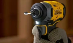 Stanley Chave de impacto sem escova FATMAX V20 18V SFMCF810B-XJ
