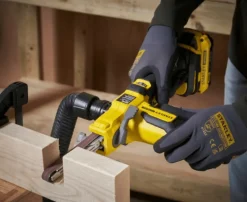 Stanley Lixadora de Banda V20 13X457mm 18V SFMCE210B-XJ