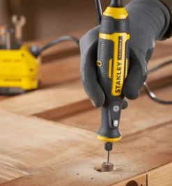 Stanley Multi-Ferramenta Rotativa V20 18V SFMCE030B-XJ