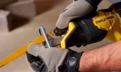 Stanley Serra de Sabre 18VFATMAX® V20 SFMCS300B-XJ