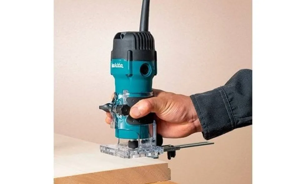 Tupia 6mm 530W Makita 3711